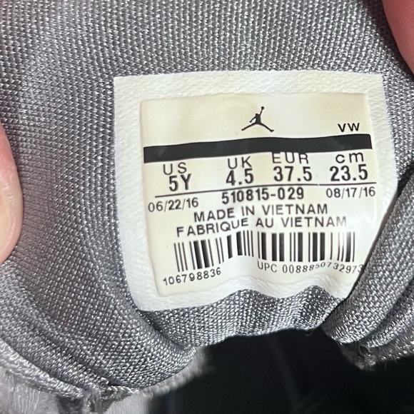 Nike Air Jordan 12 Retro Wolf Grey Vivid Pink 510815-029 GS Sz 5Y - Picture 10 of 13